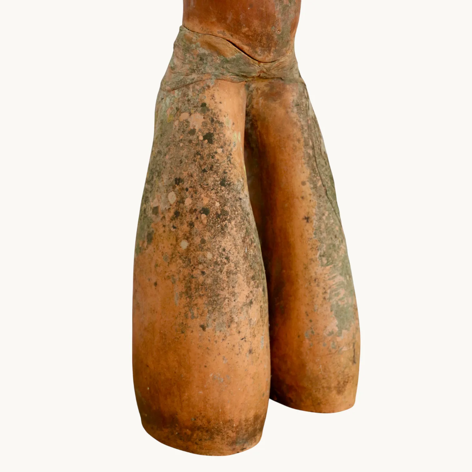 Une sculpture en terre cuite, France années 50. image 10