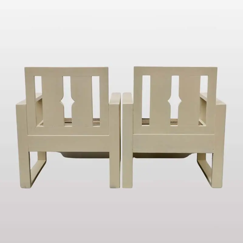 Une paire de grands fauteuils en pitchpin. France années 60 image 3